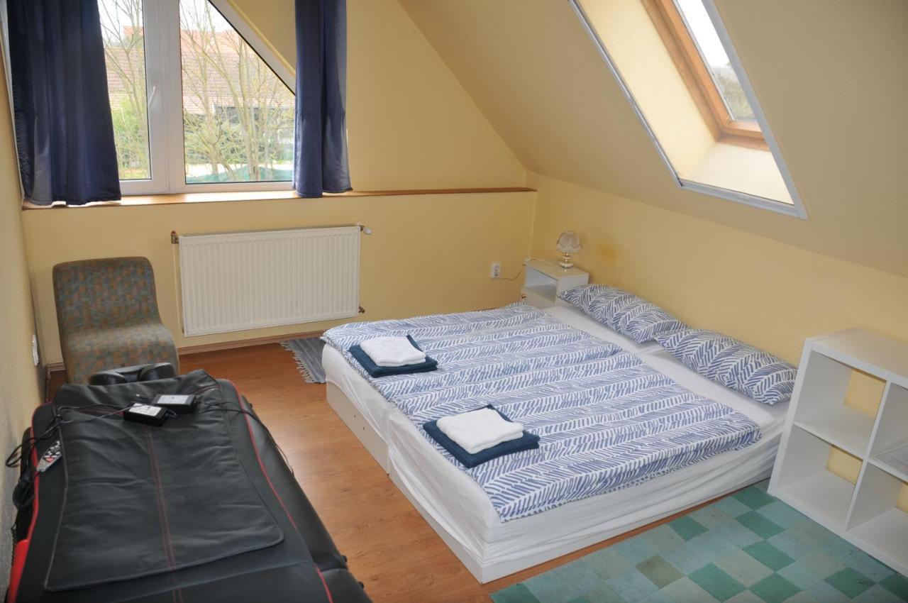 Bed and Breakfast Casa Napsugar Panzio Apostag Pokoj fotografie